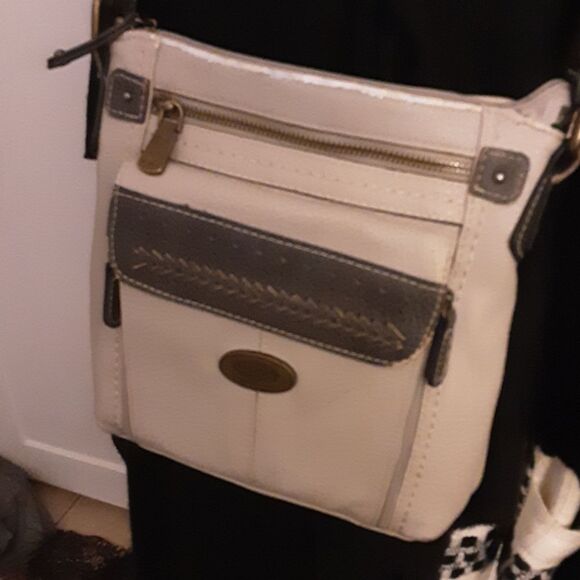 Boc Crossbody Purse - Picture 4 of 9